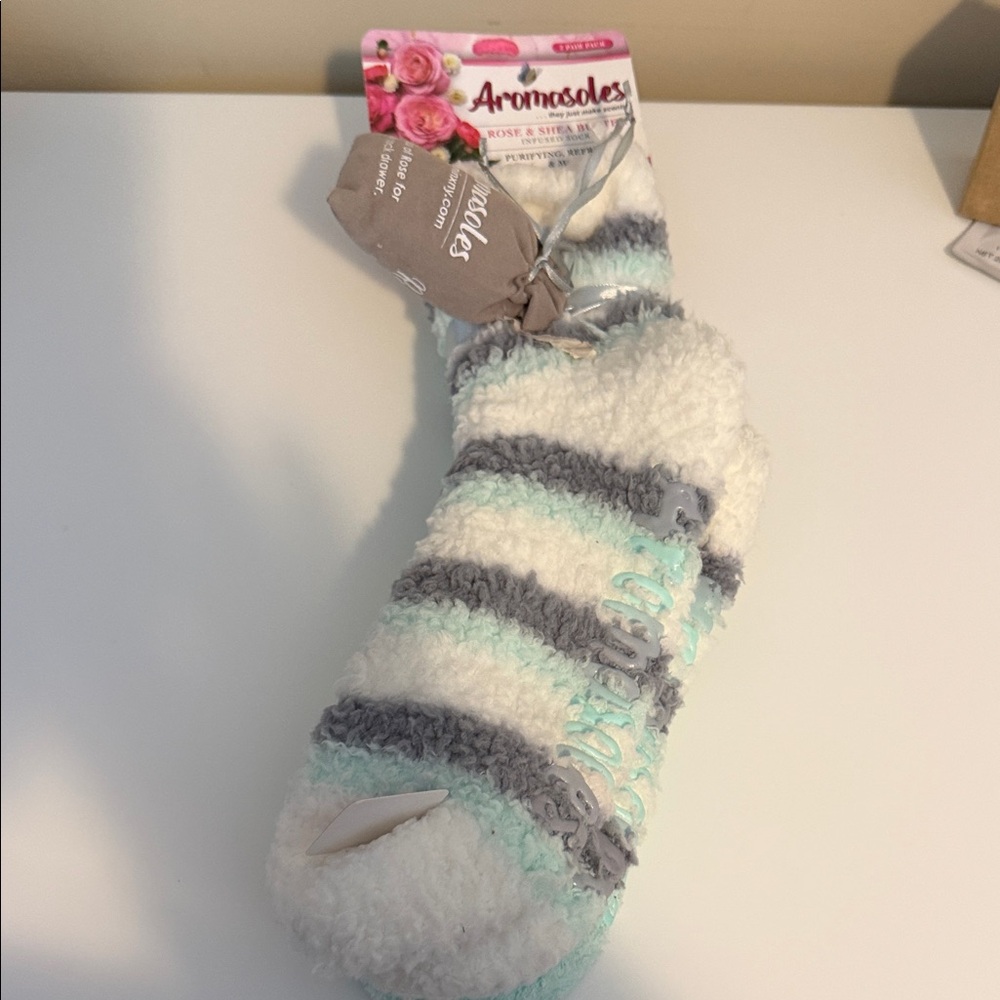 Fuzzy Striped Socks - Gray and Mint